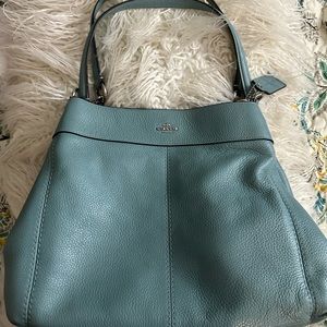 Coach shoulder bag, leather, magnetic closing